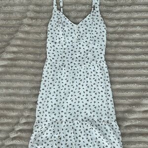 White Floral Sleeveless Dress